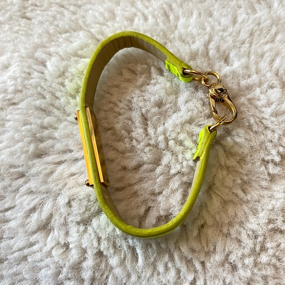 MARC BY MARC JACOBS Standard Chain ID Bracelet In Yellow NWOT - Picture 7 of 7